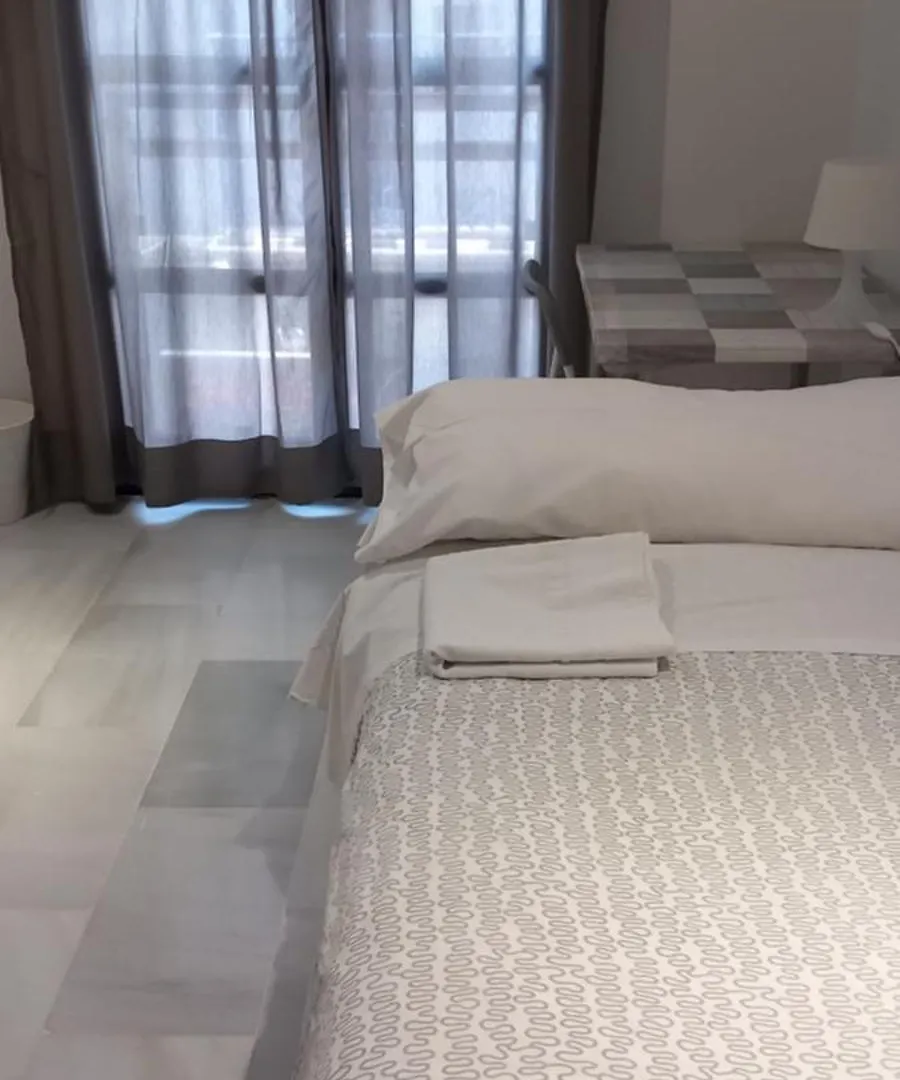 Hostel Central Sevilla 2*, סביליה ספרד